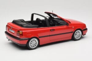 Volkswagen Golf Кабриолет Mk3 Червен Norev 1:18 188433 Метал — снимка 2 от 6