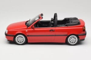 Volkswagen Golf Кабриолет Mk3 Червен Norev 1:18 188433 Метал — снимка 3 от 6