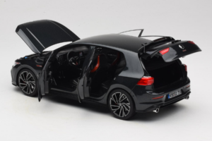 Volkswagen Golf GTI Mk8 Черен Metallic Norev 1:18 188591 Метал — снимка 5 от 8