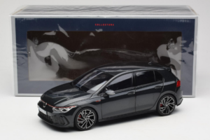 Volkswagen Golf GTI Mk8 Черен Metallic Norev 1:18 188591 Метал — снимка 8 от 8