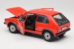 Volkswagen Golf GTI Mk1 Червен Solido 1:18 8166 Метал — снимка 5 от 8