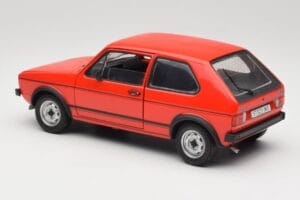 Volkswagen Golf GTI Mk1 Червен Solido 1:18 8166 Метал — снимка 7 от 8