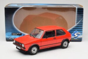 Volkswagen Golf GTI Mk1 Червен Solido 1:18 8166 Метал — снимка 8 от 8