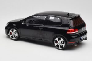 Volkswagen Golf GTI Mk6 Черен Norev 1:18 188502 Метал — снимка 7 от 8
