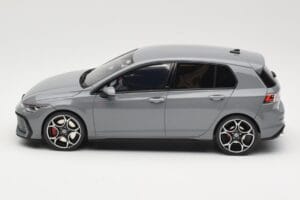 Volkswagen Golf GTI Mk8 Сив Otto 1:18 OT1137 Смола — снимка 3 от 6