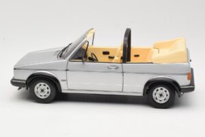 Volkswagen Golf Mk1 Кабриолет Сребрист Sun Star 1:18 VW004 Метал — снимка 4 от 8