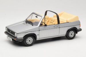 Volkswagen Golf Mk1 Кабриолет Сребрист Sun Star 1:18 VW004 Метал