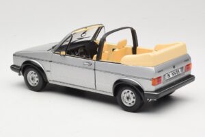 Volkswagen Golf Mk1 Кабриолет Сребрист Sun Star 1:18 VW004 Метал — снимка 7 от 8