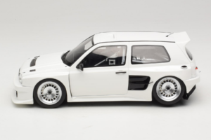 Volkswagen Golf Mk3 Khyzyl Saleem Бял Otto 1:18 OT1110 Смола — снимка 3 от 6