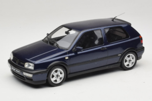 Volkswagen Golf Mk3 VR6 Тъмносин Otto 1:18 OT046 Смола