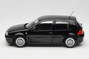 Volkswagen Golf GTI Mk4 Черен Norev 1:18 188574 Метал — снимка 4 от 8