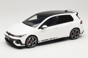 Volkswagen Golf Mk8 GTI Clubsport Pure White Otto 1:18 OT1221 Смола