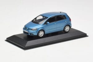 Volkswagen Golf Plus Mk5 Blue Metallic Minichamps 1:43 GOLF002 Метал — снимка 2 от 4