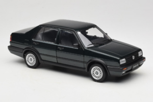 Volkswagen Jetta Mk3 CL Черен Icartime 1:18 JETTA001 Метал — снимка 6 от 8