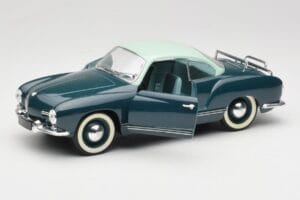 Volkswagen Karmann Ghia Син Solido 1:18 8061 Метал — снимка 2 от 8