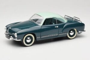 Volkswagen Karmann Ghia Син Solido 1:18 8061 Метал