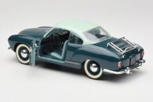 Volkswagen Karmann Ghia Син Solido 1:18 8061 Метал — снимка 5 от 8