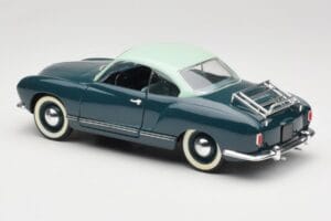 Volkswagen Karmann Ghia Син Solido 1:18 8061 Метал — снимка 7 от 8