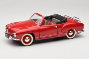 Volkswagen Karmann Ghia Кабриолет Червен Solido 1:18 8058 Метал