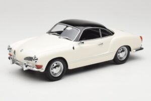 Volkswagen Karmann Ghia Крем Черен Minichamps 1:18 155054021 Метал
