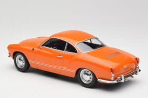Volkswagen Karmann Ghia Оранжев Minichamps 1:18 155054020 Метал — снимка 5 от 6