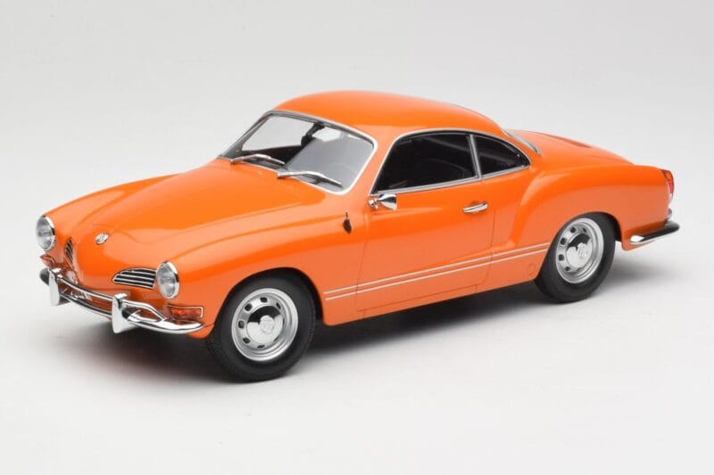 Volkswagen Karmann Ghia Оранжев Minichamps 1:18 155054020 Метал