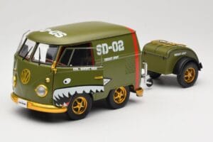 Volkswagen Kool Kombi Army Fighter Green Solido 1:18 S1810901 Метал — снимка 2 от 8