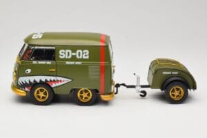 Volkswagen Kool Kombi Army Fighter Green Solido 1:18 S1810901 Метал — снимка 4 от 8