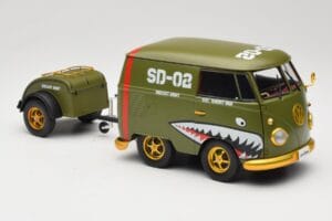 Volkswagen Kool Kombi Army Fighter Green Solido 1:18 S1810901 Метал — снимка 6 от 8
