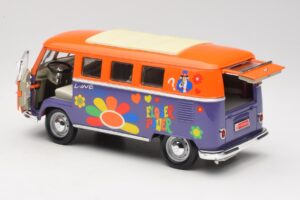 Volkswagen Microbus T1 Flower Power Road Signature 1:18 92329 Метал — снимка 5 от 8