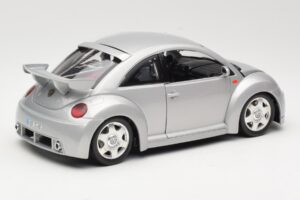Volkswagen New Beetle RSi Сребрист Bburago 1:18 3306 Метал — снимка 3 от 8