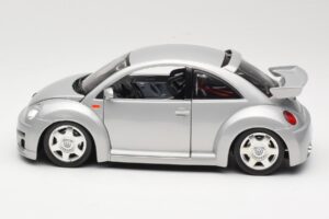 Volkswagen New Beetle RSi Сребрист Bburago 1:18 3306 Метал — снимка 4 от 8