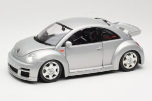 Volkswagen New Beetle RSi Сребрист Bburago 1:18 3306 Метал