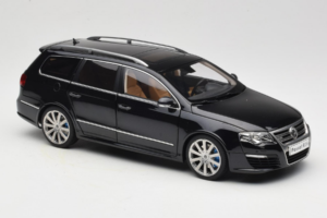 Volkswagen Passat B6 R36 Variant Черен NZG 1:18 KF044-4A Метал — снимка 6 от 8