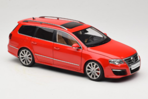 Volkswagen Passat B6 R36 Variant Червен NZG 1:18 KF044-5 Метал — снимка 6 от 8