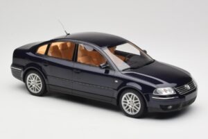 Volkswagen Passat W8 B5.5 Indigo Blue DNA 1:18 DNA000029 Метал — снимка 4 от 6