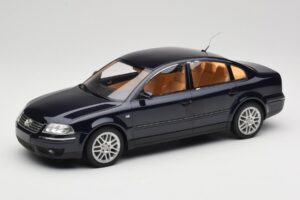 Volkswagen Passat W8 B5.5 Indigo Blue DNA 1:18 DNA000029 Метал