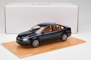Volkswagen Passat W8 B5.5 Indigo Blue DNA 1:18 DNA000029 Метал — снимка 6 от 6
