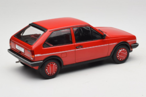 Volkswagen Polo II Coupe Fox MCG 1:18 MCG18523 Метал — снимка 2 от 6