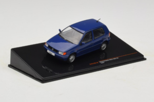 Volkswagen Polo Mk3 Син IXO 1:43 CLC579N Метал — снимка 2 от 4