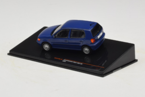 Volkswagen Polo Mk3 Син IXO 1:43 CLC579N Метал — снимка 3 от 4