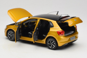 Volkswagen Polo Plus Жълт OEM 1:18 ZVY000009GEL Метал — снимка 5 от 8
