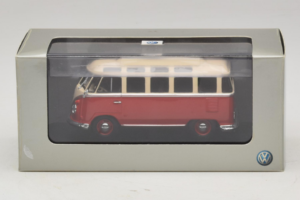 Volkswagen T1 Червен Бежов Minichamps 1:43 231099300Y3D Метал — снимка 4 от 4