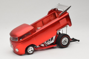 Volkswagen T1 Truck Червен Hot Wheels 1:18 J2895 Метал — снимка 2 от 8