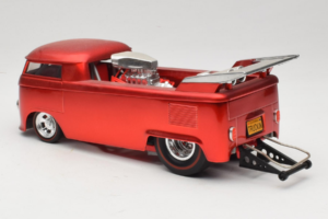 Volkswagen T1 Truck Червен Hot Wheels 1:18 J2895 Метал — снимка 7 от 8