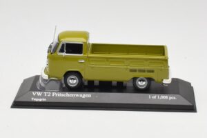 Volkswagen T2 Flatbed Зелен Minichamps 1:43 400053202 Метал