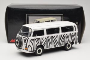 Volkswagen T2a Bus Safari Schuco 1:18 191 Метал — снимка 8 от 8
