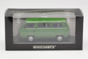 Volkswagen T3 Bus Зелен Minichamps 1:43 400055000 Метал — снимка 4 от 4