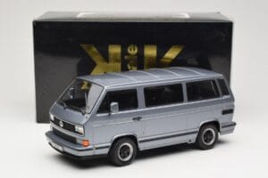 Volkswagen T3 Porsche B32 Minibus Син KK-Scale 1:18 KKDC180221 Метал — снимка 6 от 6