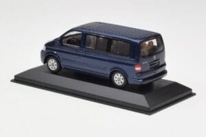 Volkswagen T5 Bus Shadow Blue Minichamps 1:43 842902102 Метал — снимка 3 от 4